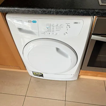 2 Bed In Centre Incredible View! Galway